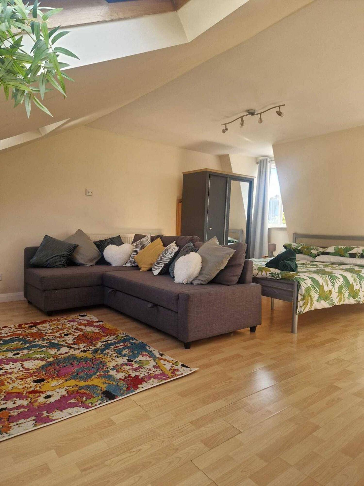 Вілла 46A Broughton Road Fulham Лондон Екстер'єр фото
